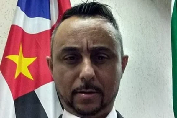 Imagem colorida de Marcleo Correia, ex-vereador morto no litoral. Metrópoles
