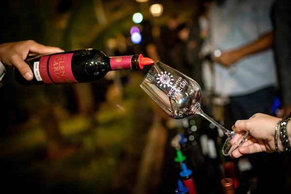 Apreciadores de vinhos se encontram na 6ª edição do Decanter Wine Day