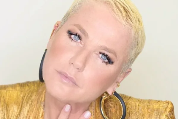 Xuxa revela que posava nua antes mesmo de perder a virgindade