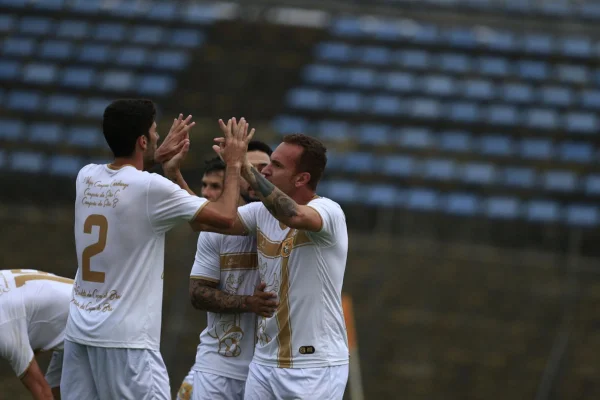 Brasiliense 5 x 0 Palmas