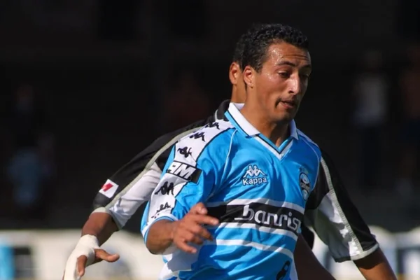 Morre Émerson Leal, ex-volante do Grêmio, aos 46 anos