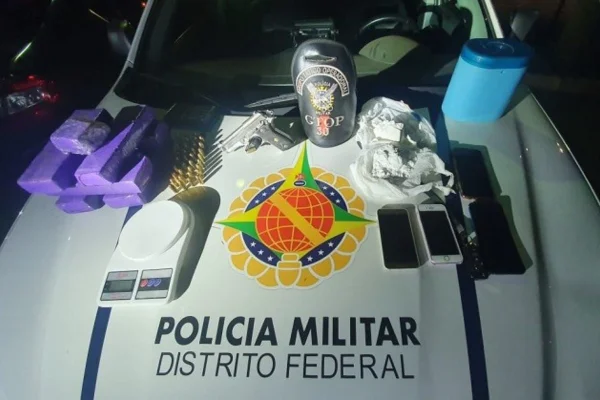 Traficantes do DF são presos com 5 kgs de maconha e 1kg de cocaína