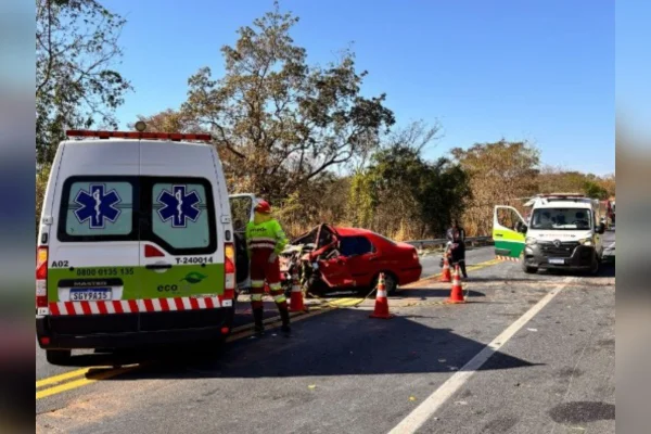 MGC-135 registra acidente com dois mortos e dois feridos