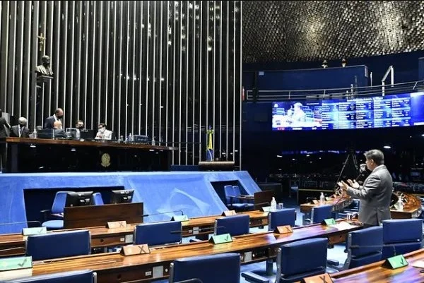 Fotografia do plenário do Senado Federal (Congresso Nacional) - Metrópoles