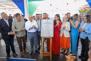 Ibaneis inaugura o Centro Educacional Jardins Mangueiral