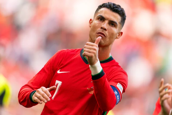 Cristiano Ronaldo, craque de Portugal - Metrópoles