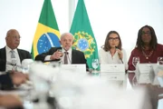 A evangélicos, Lula repete que não faz política em igreja: “Respeito a fé” - imagem 6