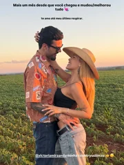 Luan Pereira comemora 2 meses de namoro com Victória Miranda Luan Pereira comemora 2 meses de namoro com Victória Miranda