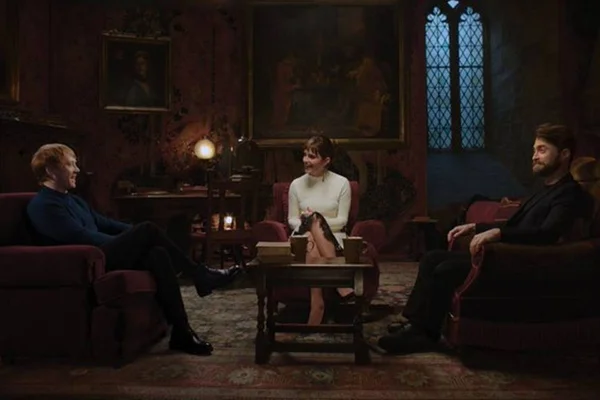 Harry Potter 20 anos: veja a primeira imagem do trio principal reunido