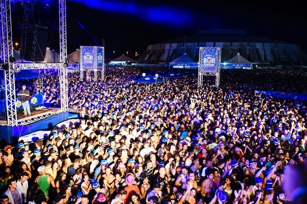 O público ferveu ao som de Preta Gil O público ferveu ao som de Preta Gil