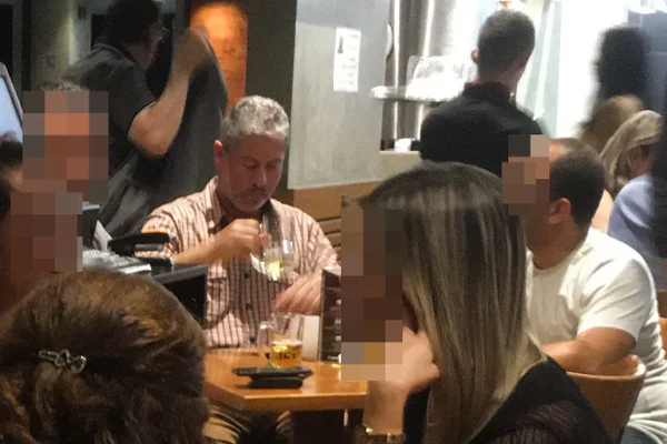 Chefe da área de transporte bebe cerveja e dirige carro do GDF