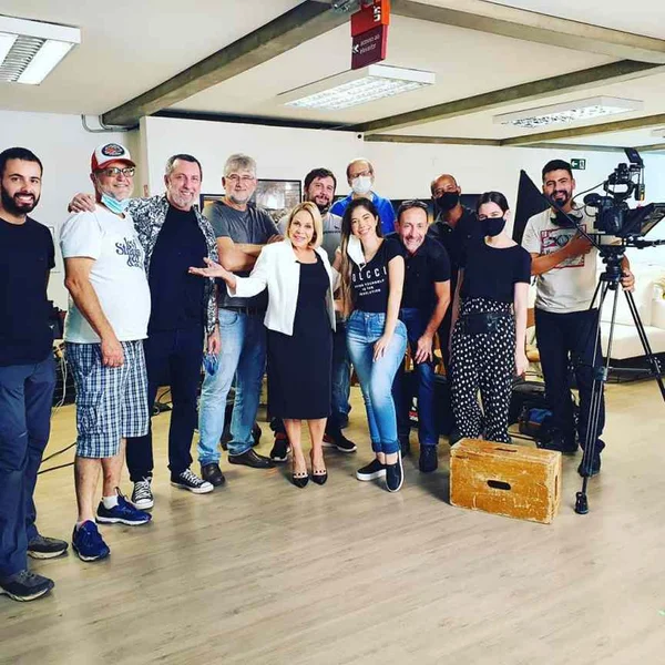 Substituta de Edu Guedes na RedeTV!, Claudete Troiano diz: “Vai dar certo” - destaque galeria
