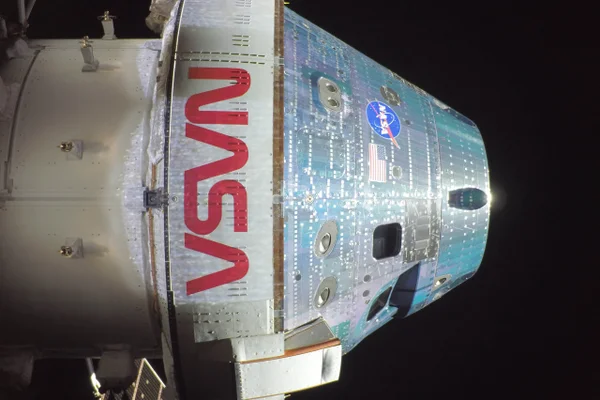 A missão Artemis II foi lançada em 2026, marcando o retorno de astronautas à órbita da Lua após mais de 50 anos - Metrópoles