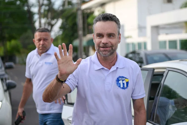 Celina acompanha apuração dos votos com aliados na Residência Oficial - destaque galeria Celina acompanha apuração dos votos com aliados na Residência Oficial - destaque galeria