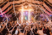 No sábado, Dubdogz apresenta novamente a festa Nostalgia na Varanda Estaiada