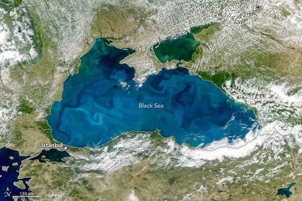 Mar Negro visto do espaço pela satélite PACE. Metrópoles