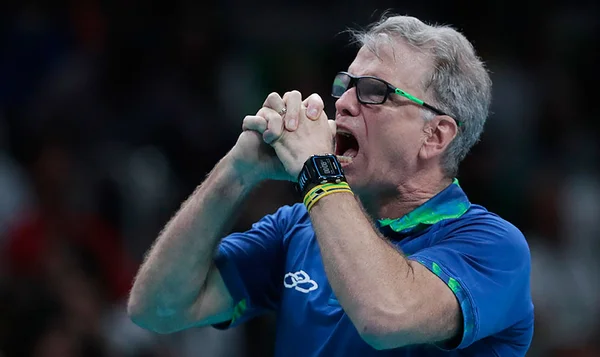 Com propostas de fora, Bernardinho diz ser difícil deixar Brasil