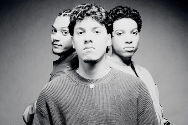 Banda formada por filho e netos de Djavan anuncia projeto musical