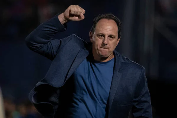 A queda de Rogério Ceni: deveriam proibir ex-ídolo como treinador