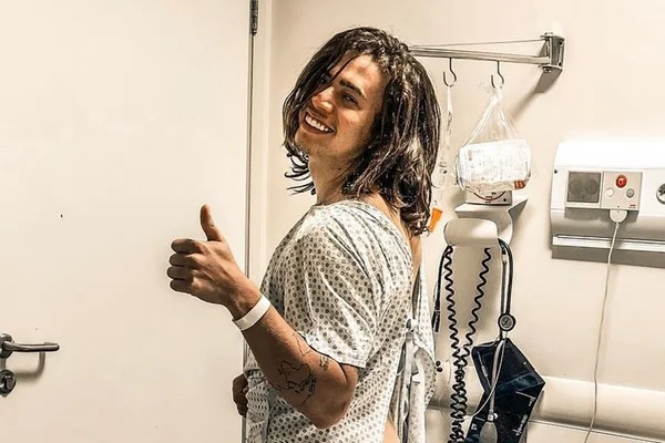 Whindersson Nunes se afastará da web após cirurgia urgente no bumbum
