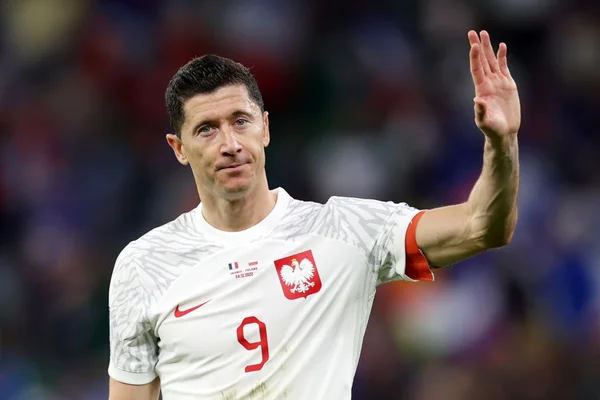 Lewandowski lamenta eliminação e diz que gol foi prêmio de consolo