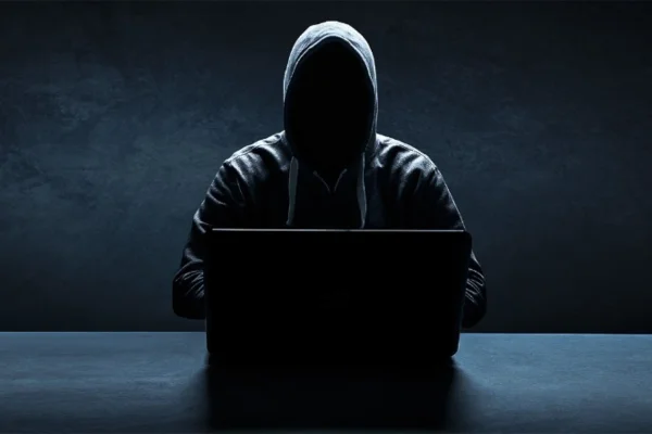Imagem colorida, Criança denuncia estupro virtual com ajuda de IA; homem é condenado - Metrópoles