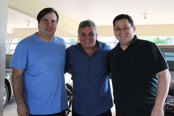 Sem mandato, mas com prestígio. Fraga comemora aniversário com aliados