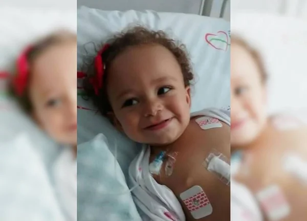 Ajudem a Lu. Pais planejam fertilização para bebê salvar irmã doente
