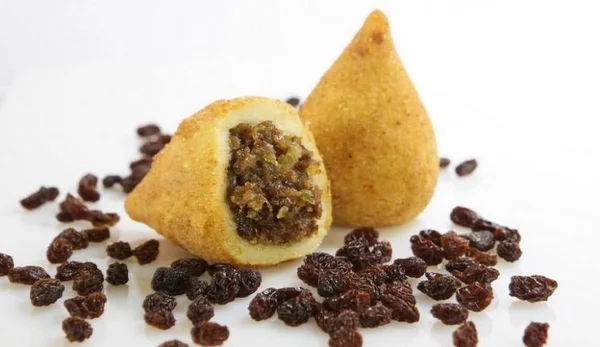 Chef catarinense inventa a coxinha de panetone para o Natal