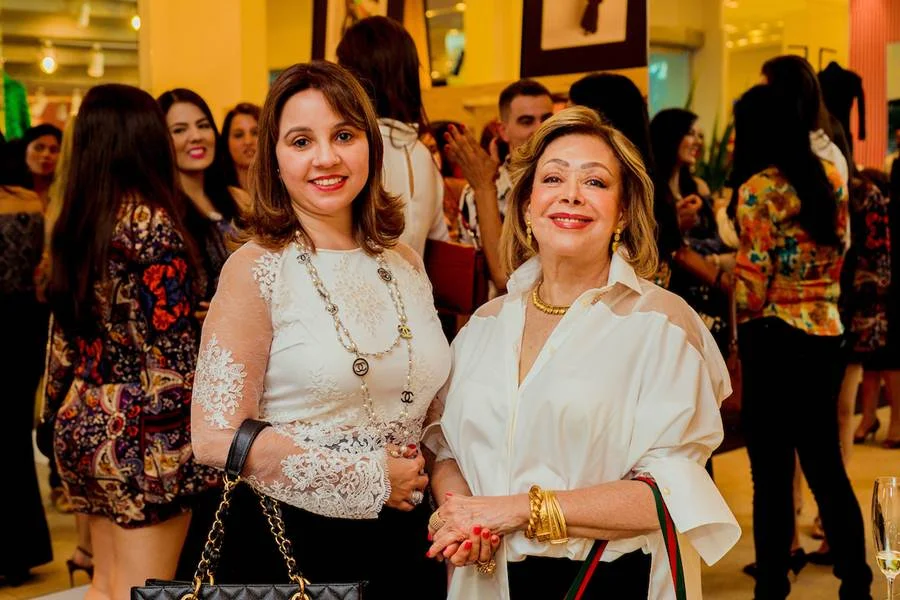 Cristiane e Sonia Albuquerque Cristiane e Sonia Albuquerque