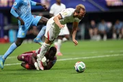 Copa: imprensa britânica se revolta com pênalti não marcado em Kane - imagem 2 Copa: imprensa britânica se revolta com pênalti não marcado em Kane - imagem 2