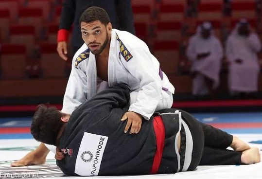 Vídeo: homem atira e mata Thaynã Higor, tricampeão mundial de jiu-jítsu
