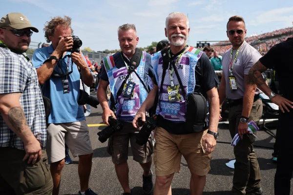 Presidente da Tchéquia surge como fotógrafo na F1 em Hungria