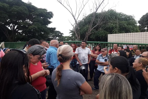 Depois do setor da limpeza, vigilantes de hospitais param no DF