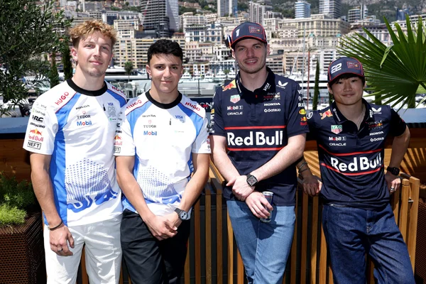 F1: Verstappen pode ter novo companheiro de equipe em 2026. Saiba quem
