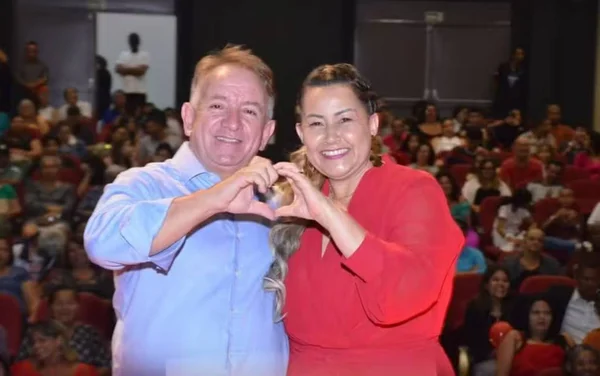imagem colorida ex-prefeito aparecida vilmar mariano