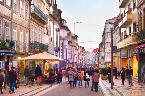Bom é se perder pelas ruas das cidades portuguesas…