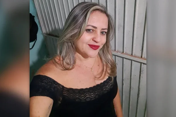 Mulher morre em garagem de ônibus no 1º dia de trabalho após promoção