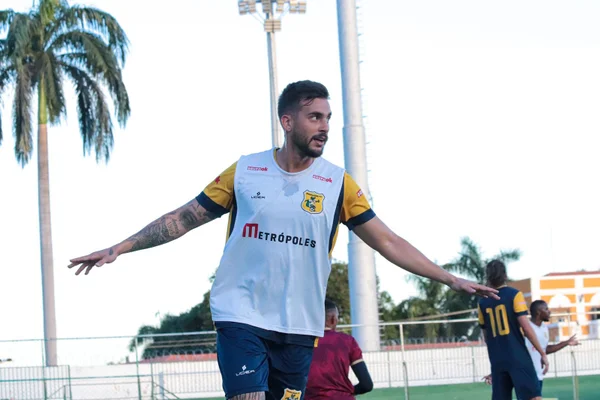 Bruno Cosendey fala sobre estreia no Brasiliense e gol na Série D