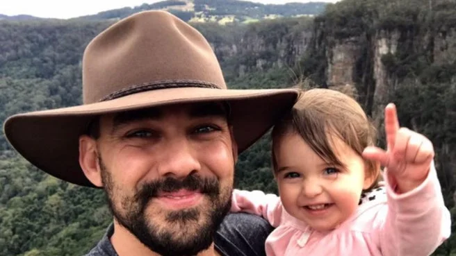 Andrew O'Dwyer e a filha Andrew O'Dwyer e a filha