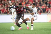 No jogo da ida, o Athletico-PR venceu por 2 x 0 No jogo da ida, o Athletico-PR venceu por 2 x 0