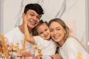 Nasce Caio, segundo filho de Julio Cocielo e Tatá Estaniecki Nasce Caio, segundo filho de Julio Cocielo e Tatá Estaniecki