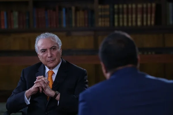 Lava Jato indica autonomia e independência entre Poderes, diz Temer