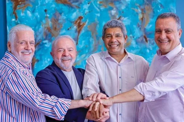 Lula bate o martelo e confirma ida à 1ª convenção do PT