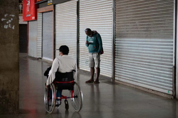 lockdown comercio fechado brasília DF
