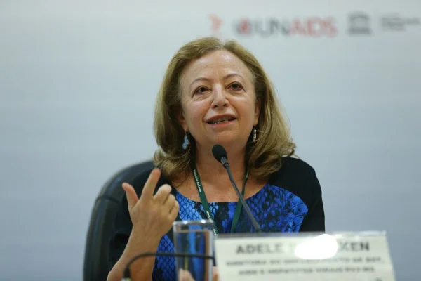 “Parceiros de gestantes devem fazer pré-natal em casos de sífilis”, diz especialista