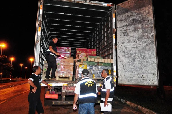 Governo faz ação para combater transporte de carne clandestina no DF