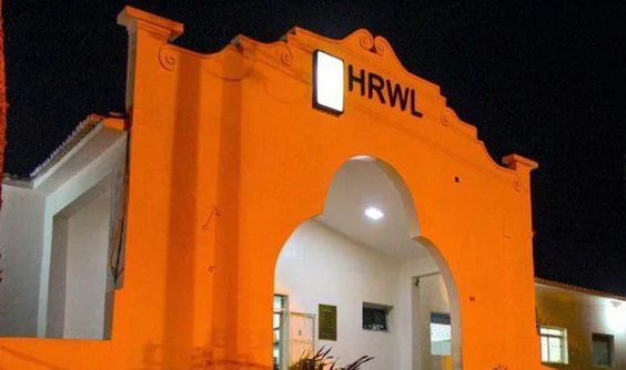 Em festa junina na PB, jovem sofre choque elétrico em poça de água