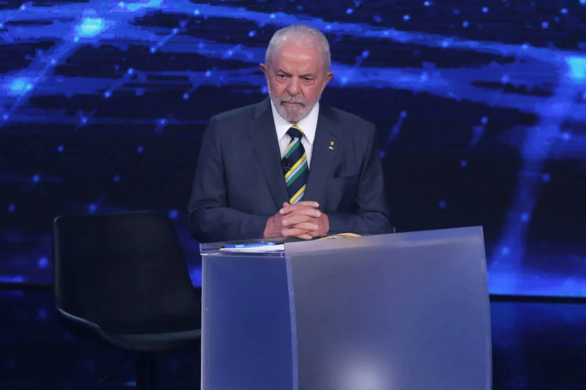 Há 4 anos, Lula debatia com Bolsonaro pai na Band; relembre destaques - imagem 13 Há 4 anos, Lula debatia com Bolsonaro pai na Band; relembre destaques - imagem 13