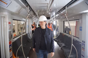Tarcísio acompanha chegada do Primeiro trem da Linha 6-Laranja no Pátio Morro Grande
